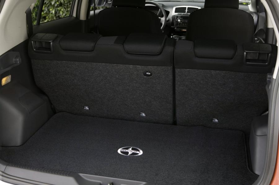  Scion xD 2007 года  (фото 64 из 113)